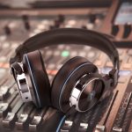 Moukey DJ Headphones-Studio Monitor & Mixing Dj Stereo Headsets -Wired Over Ear Headphones with 1/4 to 3.5mm for Home Amplifiers, DJ Equipment and Electronic Instruments - Image 3