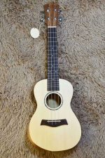 KRIENS UK-26-120 26" TENOR UKULELE WITH BAG AND PICKS
