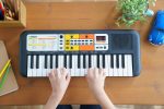 Yamaha PSS-F30 - Portable and Lightweight, Children's Keyboard - Image 3