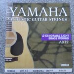 Yamaha-অ্যাকোস্টিক গিটার স্ট্রিংস ab12-সাধারণ লাইট গেজ 12-52 - guitar accessories