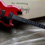 Harley Benton DC-200 CH Student Series Electric guitar