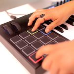 Alesis VI61  61-Key USB MIDI Keyboard Mk2 - Image 3
