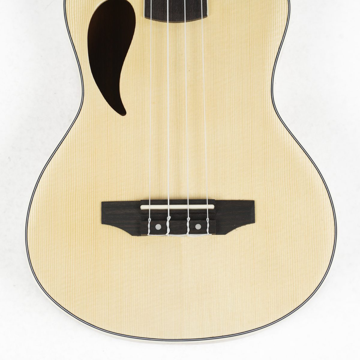 Axe deluxe Premium 26 inc ukulele Tennor size - Image 1