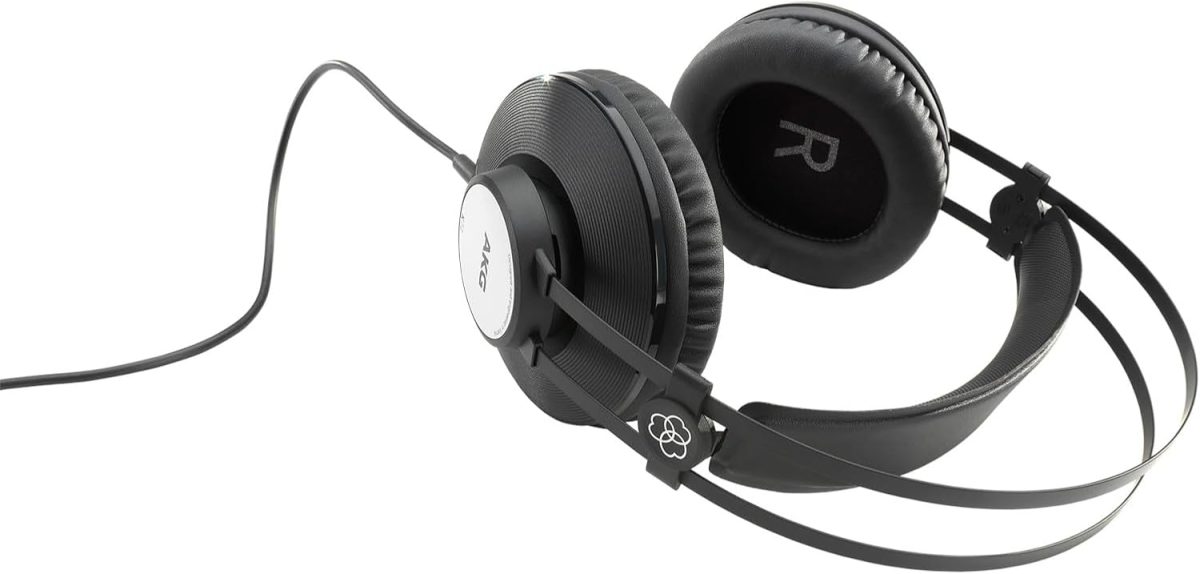 AKG Pro Audio K72 Over-Ear, Closed-Back, High-Sensitivity, High Output 40mm drivers, Studio Professional Headphone. Also Great for Portable Devices. Black. - Image 7