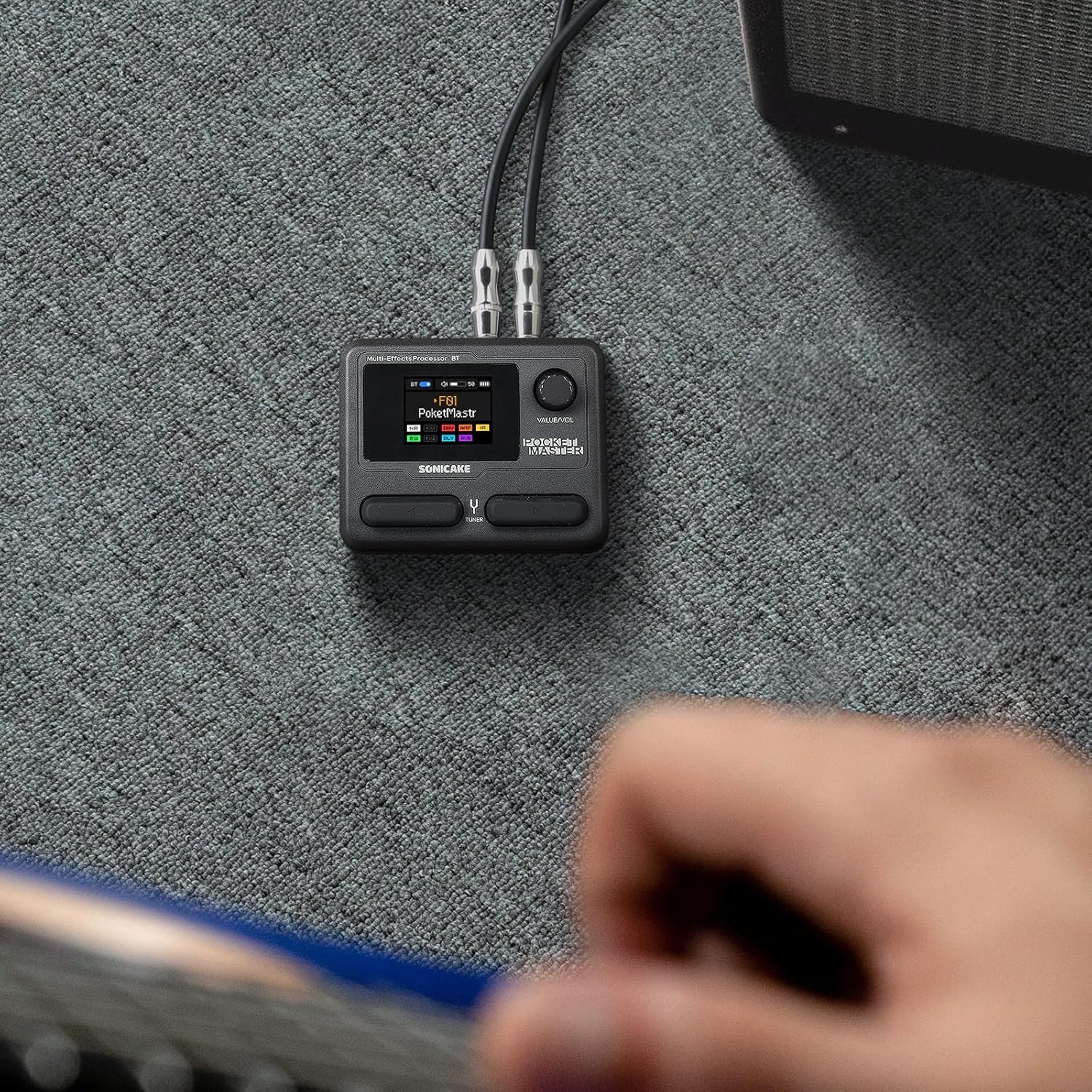 91oESNwrVyL._AC_SL1500_ SONICAKE Pocket Master-Multi Effects Guitar Pedal with 9 Effects Modules 100 Drum Rhythms and Looper 100 Presets 20 Amp/Cab Electric Guitar Effects Processor OTG USB Audio Interface BT (Grey) - Image 2