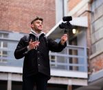 SENNHEISER Professional MKE 400 Directional On-Camera Shotgun Microphone with 3.5mm TRS and TRRS Connectors for DSLR, Mirrorless & Mobile , Connects with Auxiliary - Image 3